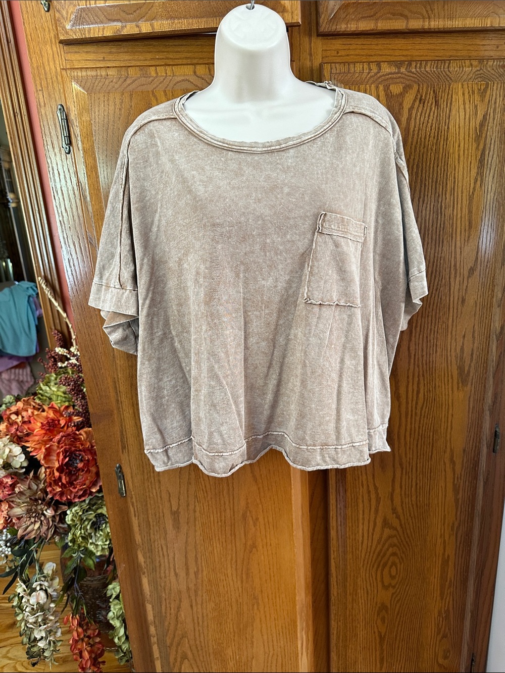 Women’s Washed Taupe Pocket-Front Women's Top